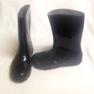 Girl Shiny Black Boot  size 13